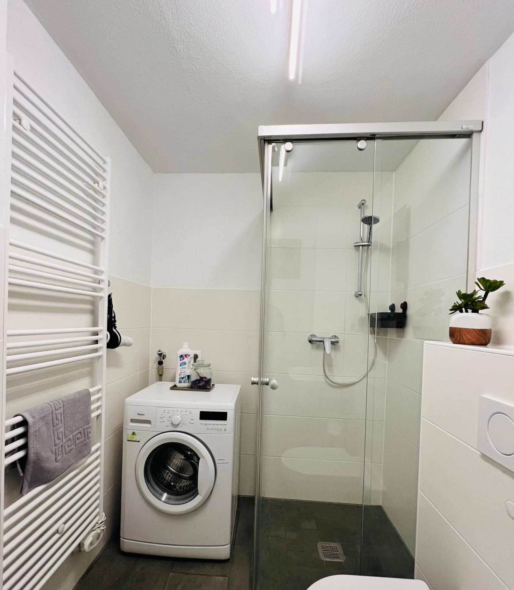 Stylish Apartment Naehe Hbf-Tiefgarage-Lift هانوفر المظهر الخارجي الصورة