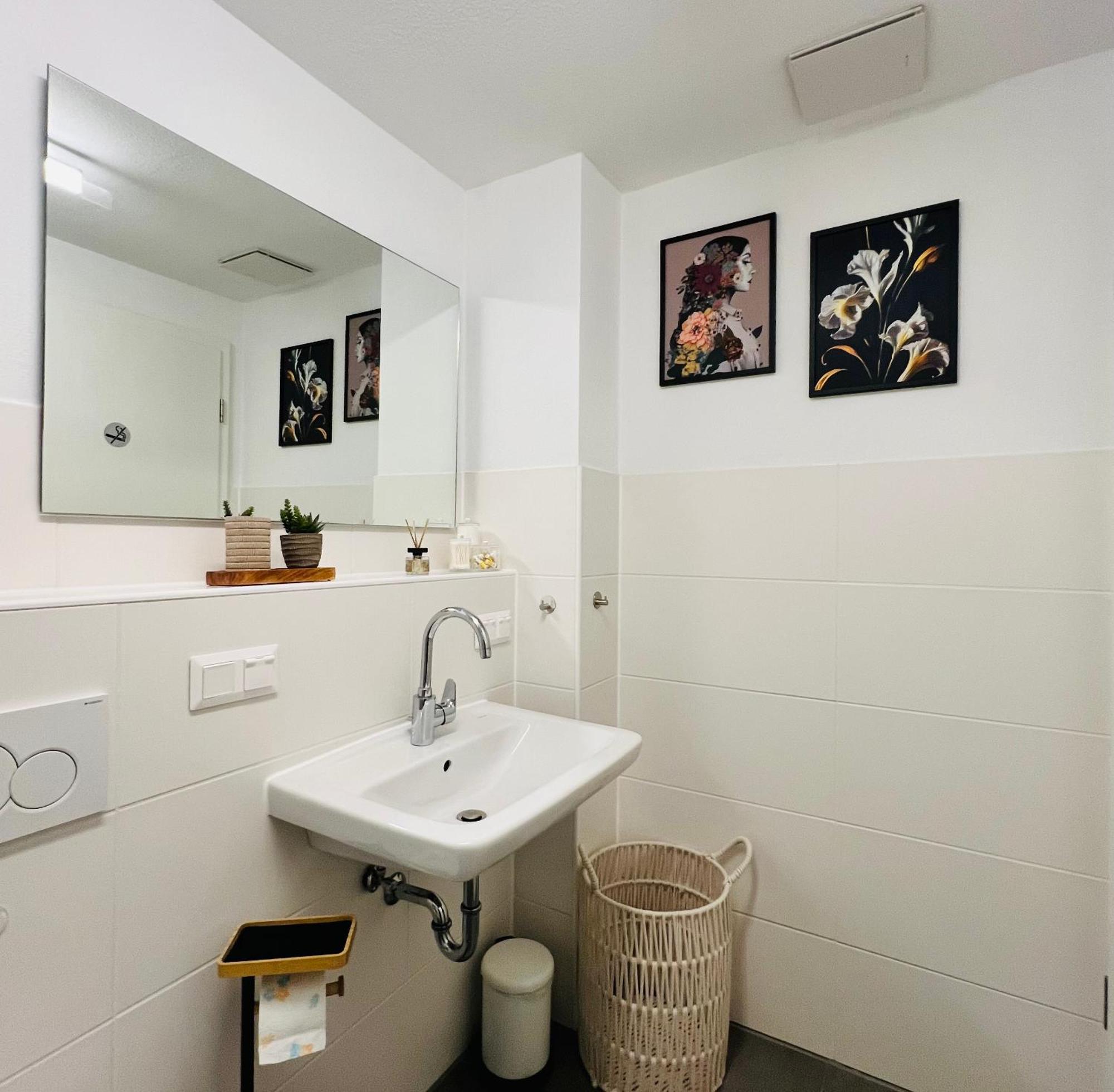 Stylish Apartment Naehe Hbf-Tiefgarage-Lift هانوفر المظهر الخارجي الصورة
